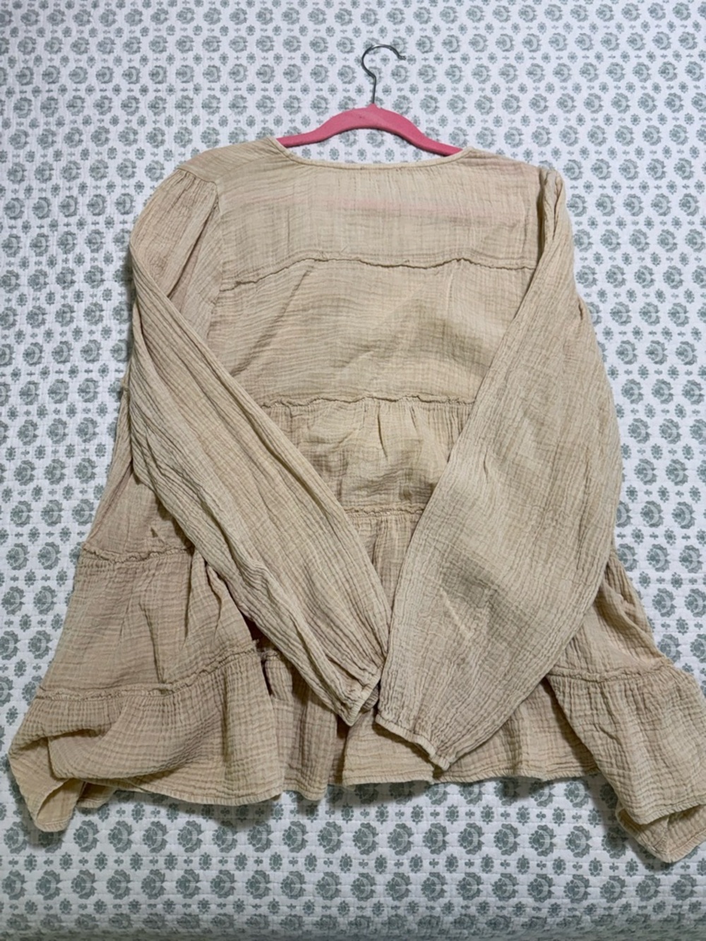 Easel Band Lightweight Beige Tiered Button-Up Peasant Top Small Cream NWOT - Picture 3 of 3